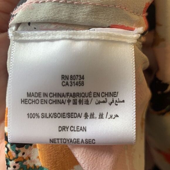 BCBGMAXAZRIA Parfaitcom Silk Blouse Size XXS - Picture 5 of 5